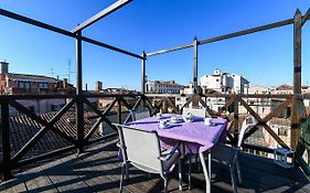 Rialto Apartment